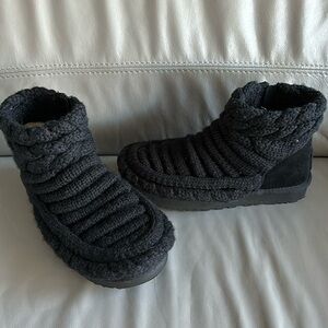 Ugg Black Knit Ankle Boots size 5